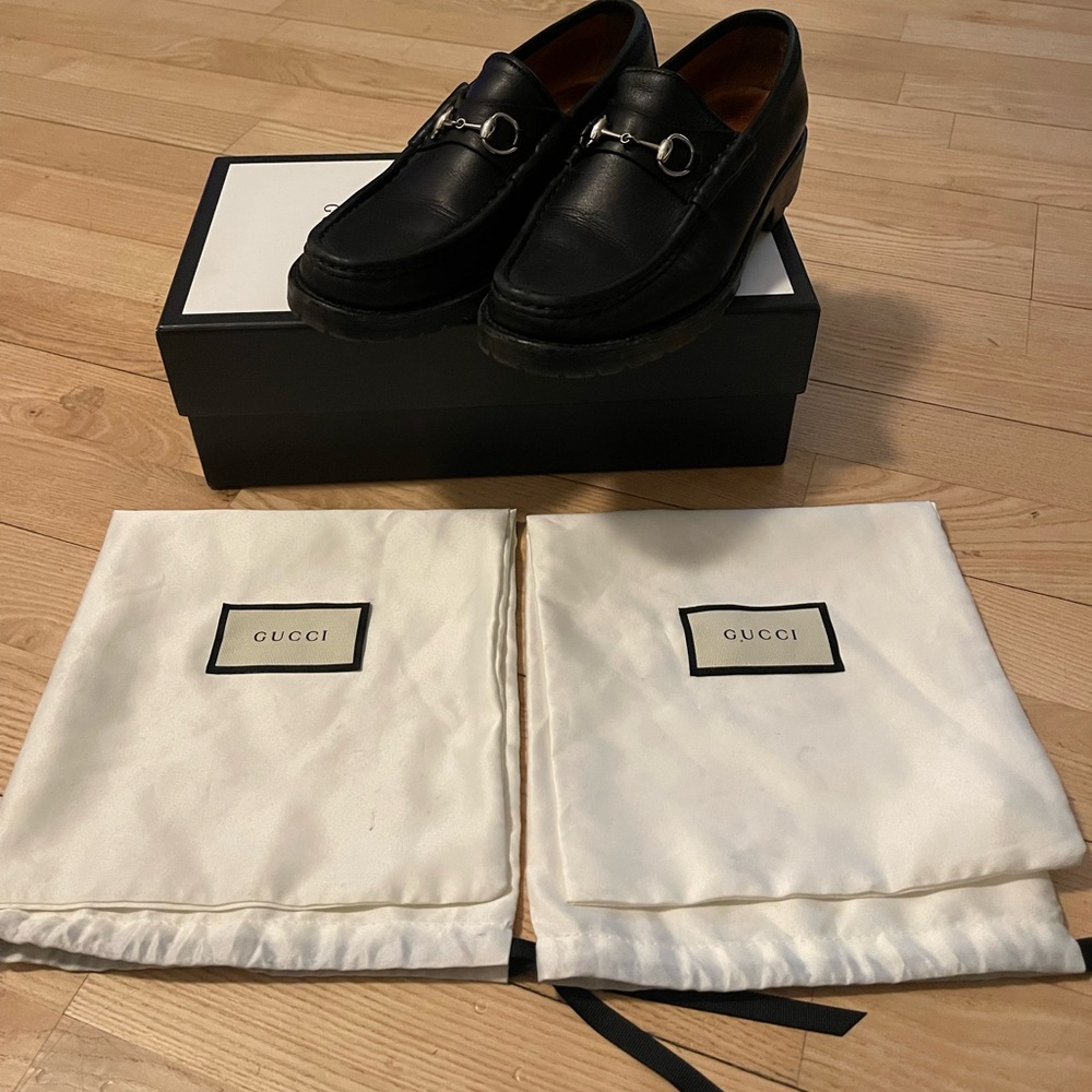 Vintage Gucci Loafers ❤️